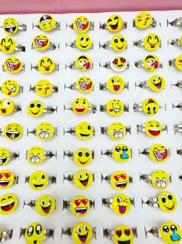 Ringetjes Emoji Smiley 100 stuks